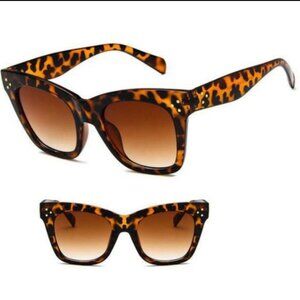 Leopard Print Oversized Sunglasses